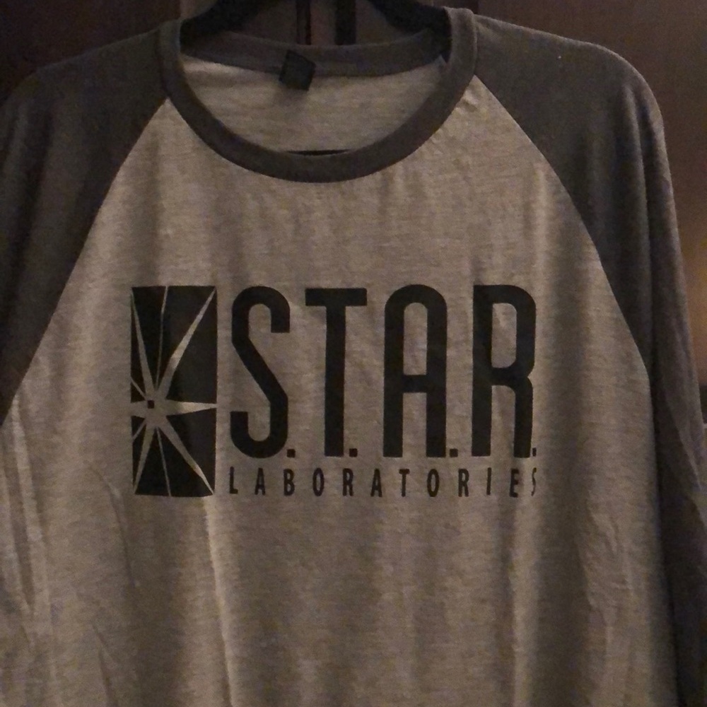 ♥️STAR Laboratories 3/4 Sleeve Tee